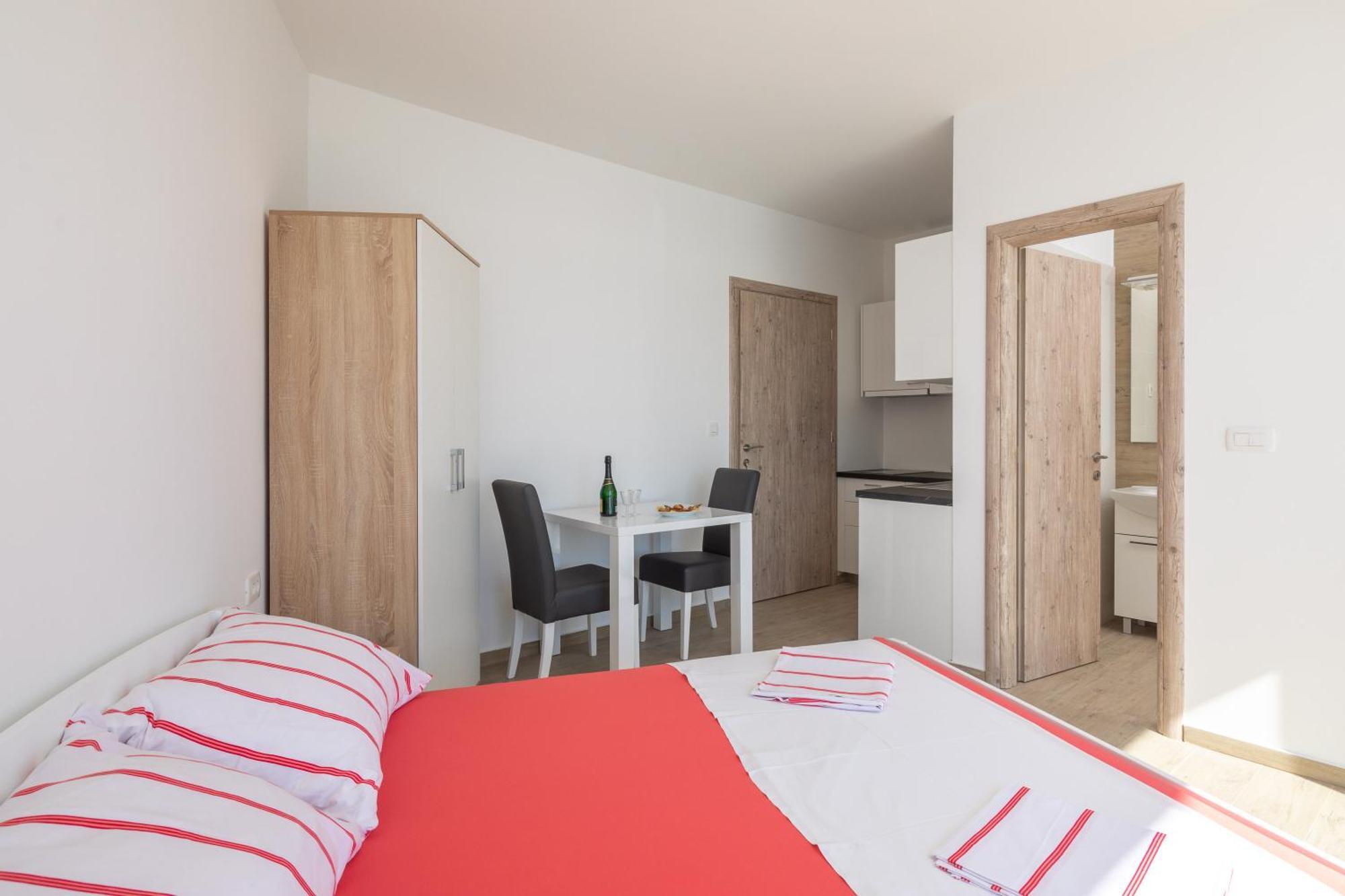 Blue Wonder Apartments Dugi Rat Kamer foto