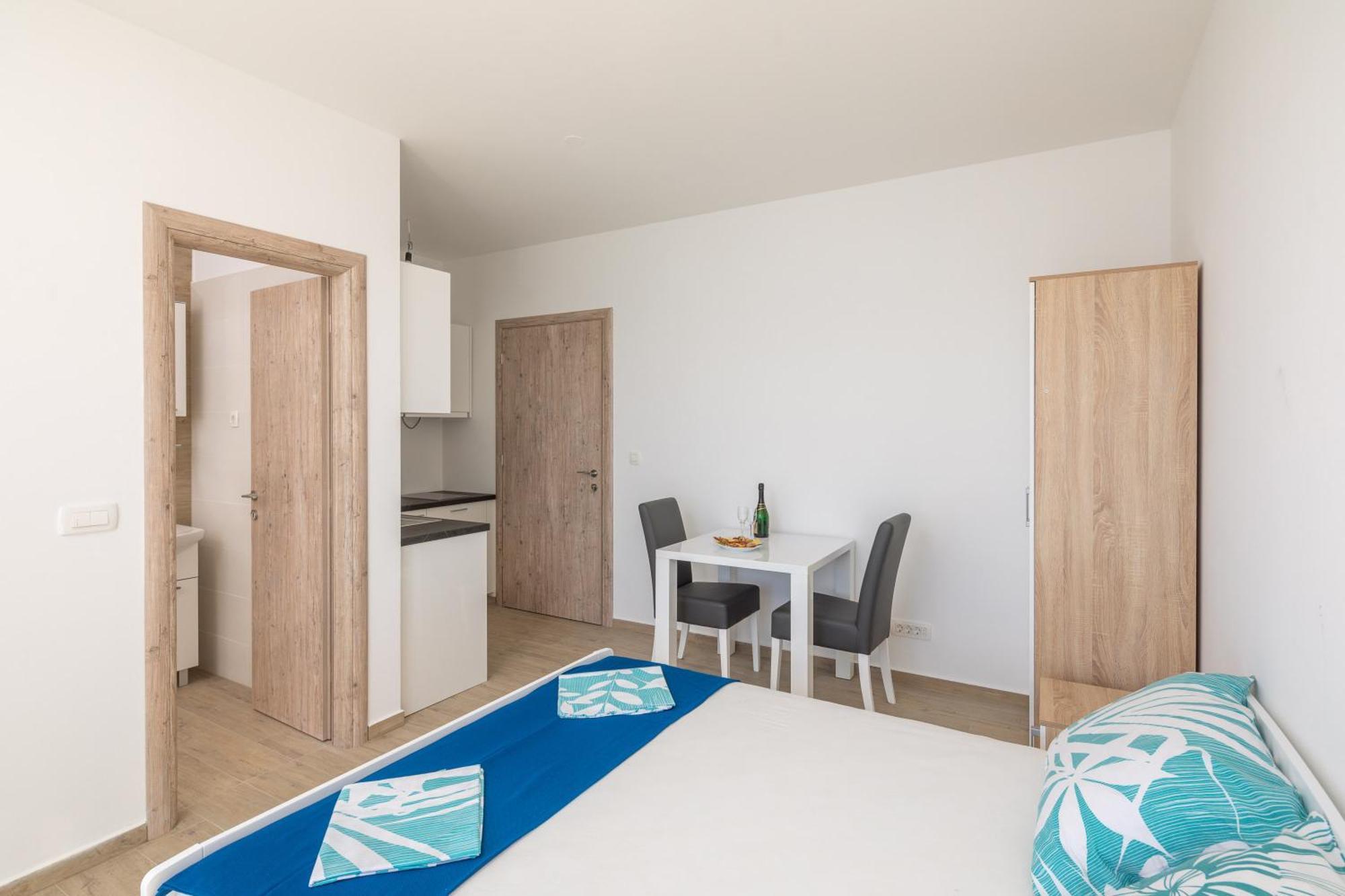 Blue Wonder Apartments Dugi Rat Kamer foto